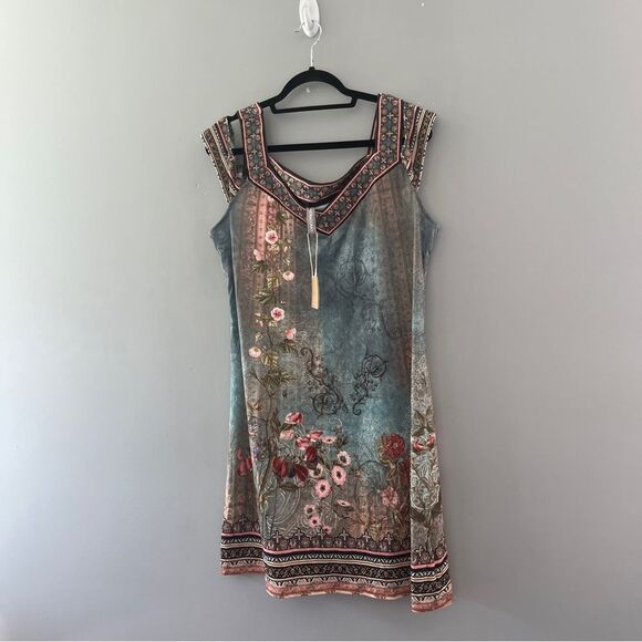 NEW Noracora Cold Shoulder V Neck Romantic Floral Print Size Large - Picture 6 of 6